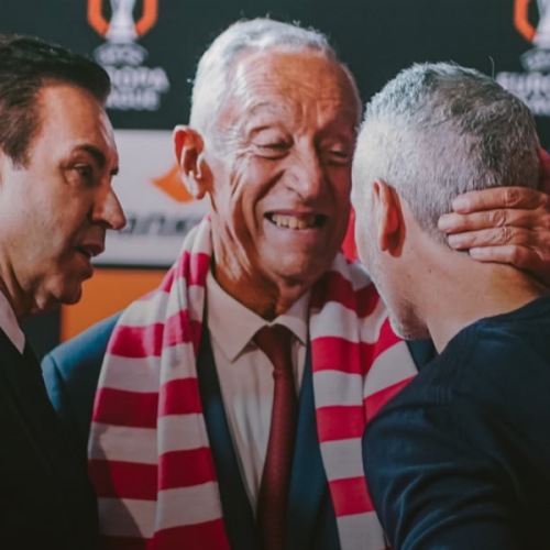 Braga vence Freiburg com líderes políticos na bancada